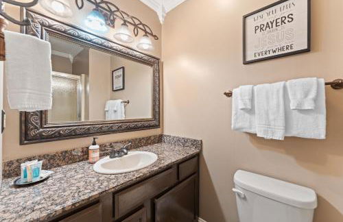 Free Daily Silver Dollar City Tickets & other Branson attractions! Cozy Branson Condo, Lower level, WALK-IN - Foto 28