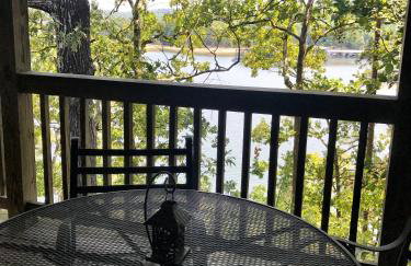 C15, Two bedroom, two bath log-sided, luxury Harbor North cottage with hot tub cottage - Foto 2