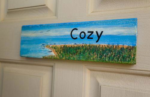 Cozy Oceanview! by OceanviewHotTubs Oceanfront! Shelter Cove, CA Tesla EV station - Foto 2