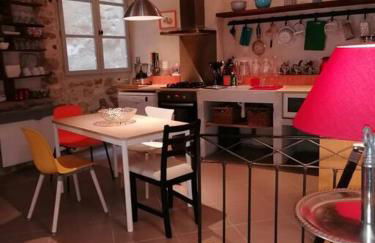 La Maison d’Helene & Antoine à Bonnieux XII siècle - Foto 23