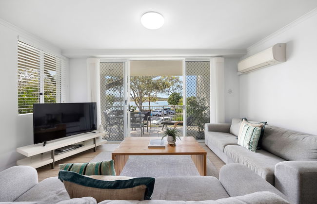 Noosa Outrigger Beach Resort - Photo 27