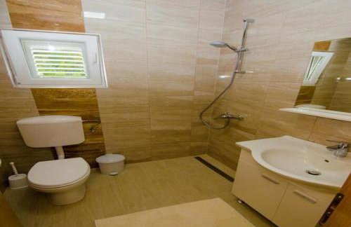 Apartments Vesela - One Bedroom Apartment with Balcony and Sea View - Foto 7