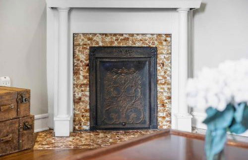 Historic Home in Downtown Clinton - Foto 49