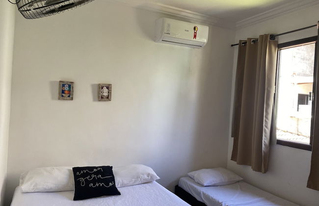 Suítes aconchegantes com piscina e praia - Foto 12