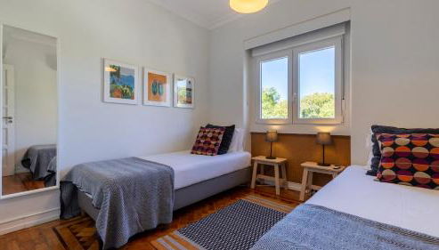 Charming Belém 3BDR Property by LovelyStay - Photo 5