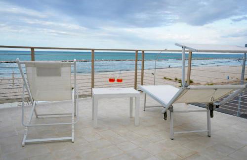 the house of friends - Foto 18