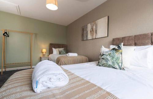 Lakeland House - Photo 18