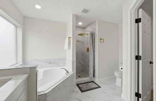 The Seasons Retreat 5BR Oasis with Private Pool - Foto 20