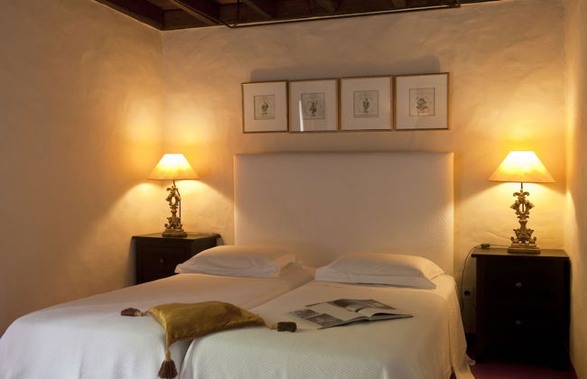 Convento de São Saturnino - Photo 3