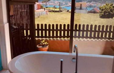 Mar no Camiño Terraza, chimenea de leña y bañera con vista al mar - Foto 15