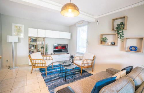 Parking Sécurisé -Climatisé-Piscine-Terrasse-AM - Foto 8