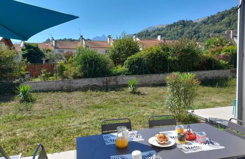 Gîte les rhododendrons Fleurs des Pyrénées - Foto 7