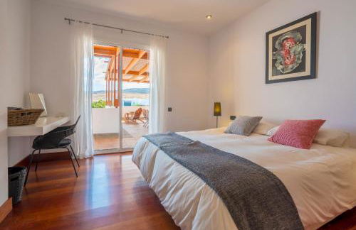 Villa Dedalos - Spacious luxury Villa with heated pool in Puerto Calero - Foto 34