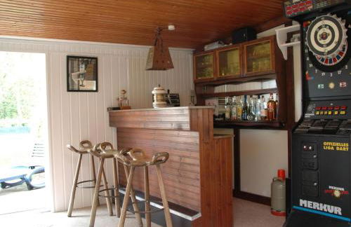 Holiday Home mit Indoorpool- Garten und Partyraum by Interhome - Foto 9