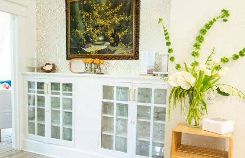 White Magnolia - Bakery Treats, Walk to Beach, Strand, Cruise, Pleasure Pier - Foto 57