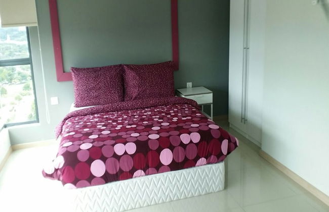 Lawang Suite 1 Bedroom Corner Apartment - Photo 3