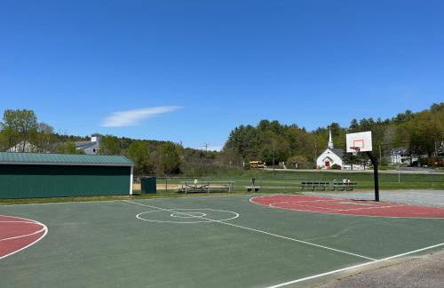 Main Street Retreat in Sunapee - Foto 39