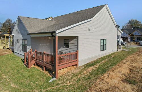 Modern & upscale home near Derby - Foto 43