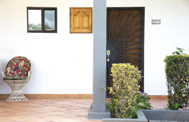 Newly Remodeled Beachfront Condo, Ground-Floor Terrace & Direct Access to Playa Flamingo - Foto 22