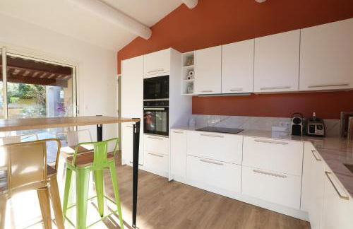 Bastide Magnolia - Gite et chambres d 'hôtes Les dépendances, Roussillon - Foto 23