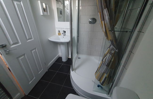 Cosy Village Apartment in Nottingham With Parking - Foto 9