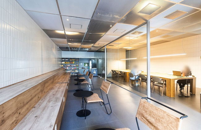 Apartamento moderno com piscina e AC - Foto 25