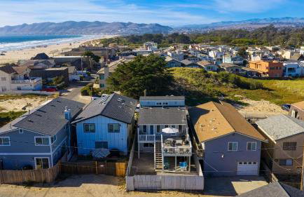 Steps to Beach w/ Patio+deck Foosball Happy Bottom Beach House by Avantstay - Foto 64