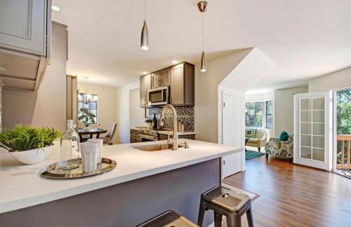 Sonoma Hideaway 3BD 2,5 BATH, Beautiful Patio and Garden - Foto 7