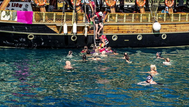 Ölüdeniz Pirate Cruise - Foto 4