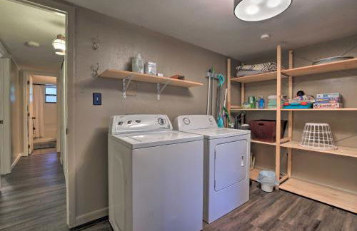 Chic A-Frame Escape with Fire Pit - Private Property - Foto 18