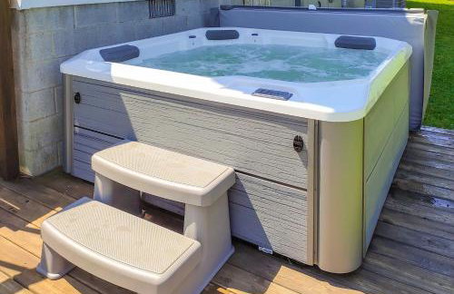 Dog-Friendly Fayetteville Home with Hot Tub! - Foto 26