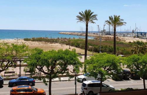 Apartamento Primera Línea de Playa Port-Segur - Photo 2