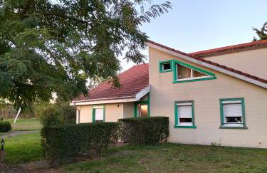 Appart'Hôtel Les ACACIAS courte et longue durée - Foto 1