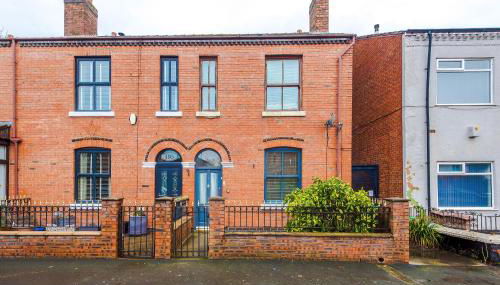 Presented by LTJ PrimeKey Properties - NEW! 7 Bed plus Sofa Bed - Perfect for Contractors - Foto 3