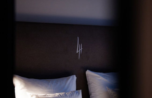 LH Suites Aparthotel - NEW since 2025 - Photo 2