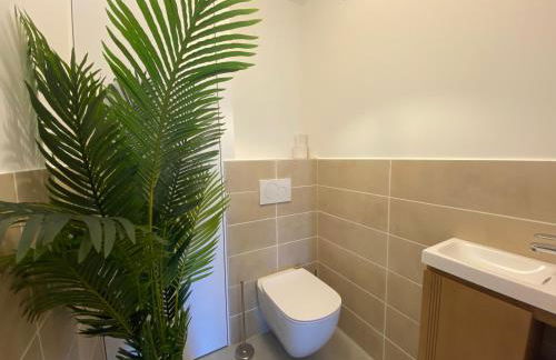 L'ORANGERAIE - Garage, Balcon, Vélos, Proche Lac, Vue Montagne - Foto 14