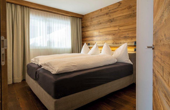 Chalet Weisshorn 1 - Photo 1