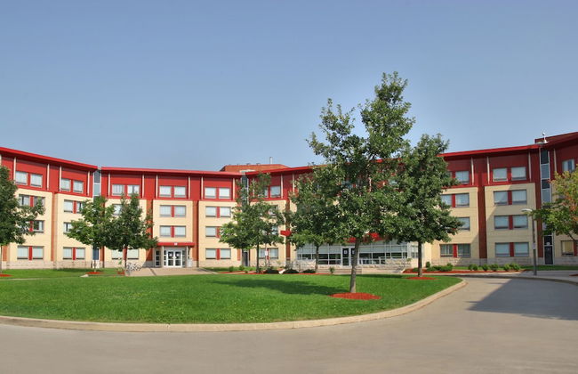 Residence & Conference Centre - Oakville - Photo 16