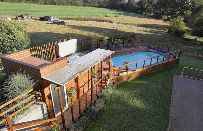 Detached, Luxurious Holiday Villa with Swimming Pool, Hot Tub, Sauna - Photo 18