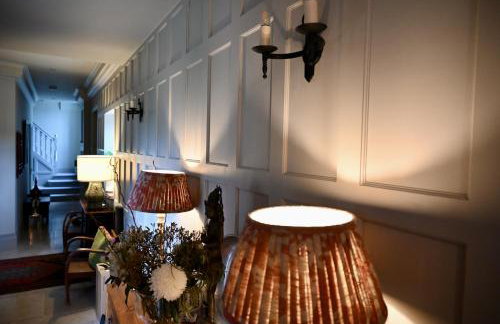 Higginson House - Photo 9