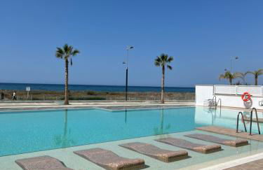 Duna Beach - Infinity Pool - Photo 1