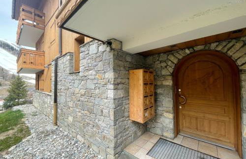 Meribel Centre La Chaudanne, real ski in and out right on slopes, 3 bedrooms 2 bathrooms, newly renovated, Chalet l'Épervière - Foto 32