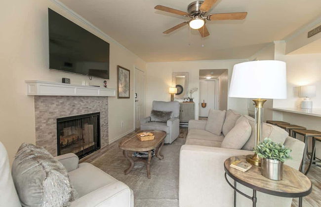 Cape Terrace Waterfront Oasis - Foto 10