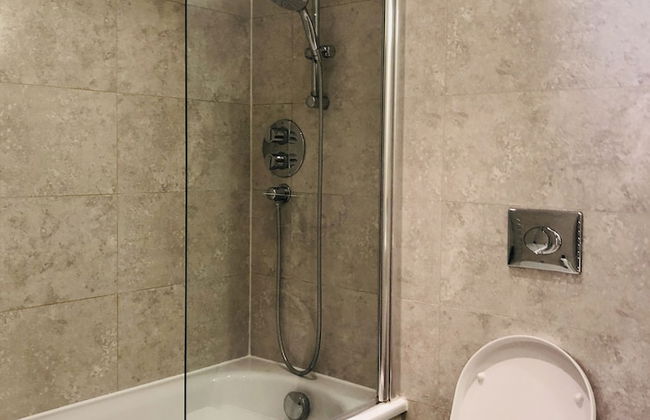 2bed 2bath apartment in kings cross - Foto 21