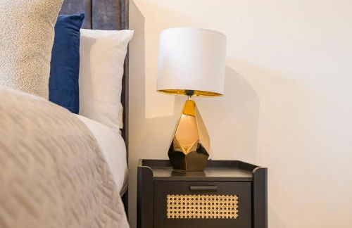 Stylish 2BR 2BA Flat in Gravesend Sleeps 4 - Foto 10