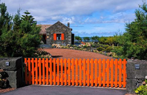 Casa Baleia Laranja Ocean-Front - Photo 5