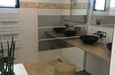 Villa Exceptionnelle Piscine et Jardin privé Séjour Haut de gamme proche La Rochelle - Foto 26