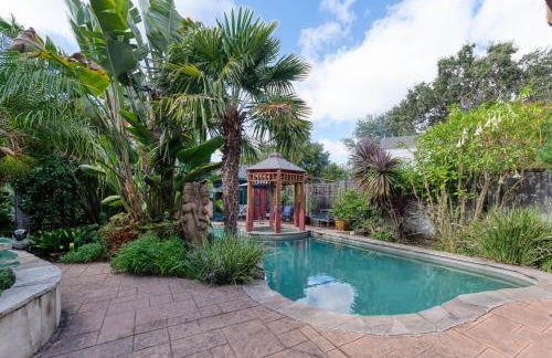 Artist Haven Meets Bali-esque Pool And Garden - Foto 27