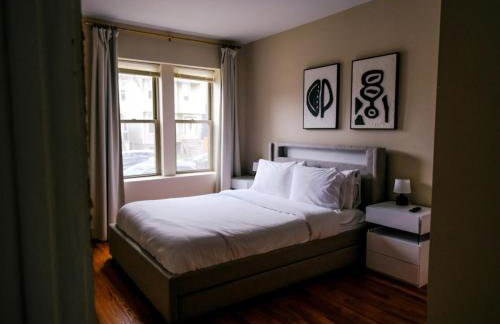 Sleeps 22 • Modern Multi-Unit • Gym • Workspaces - Photo 38