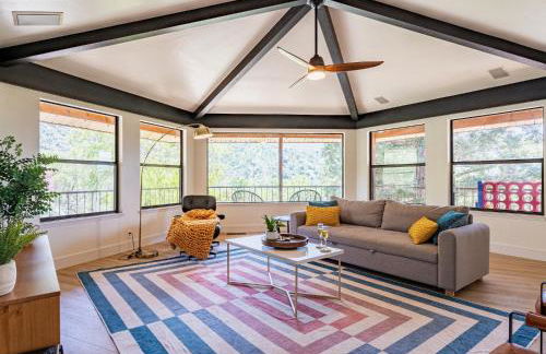 Secluded Mtn Top Family Haven w/Views Spa & Arcade - Photo 8